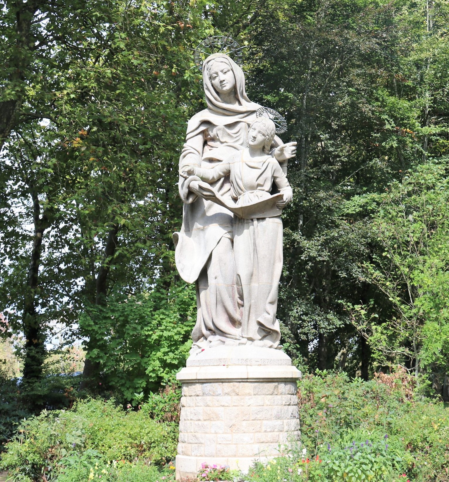 Rentree 2022 statue Ste Anne