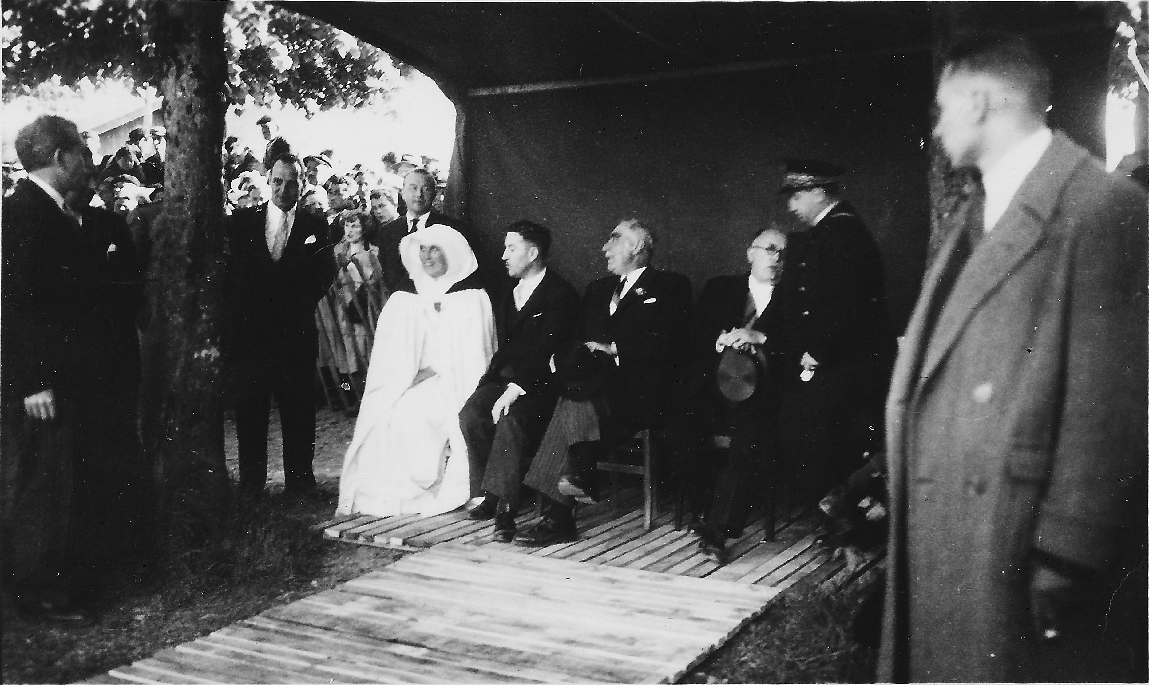 Le 23 avril 1950 Soeur Hélène reçoit la médaille de la Légion d'honneur