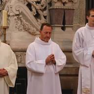 18 juin 2023 : Un nouveau prêtre et deux nouveaux diacres permanents